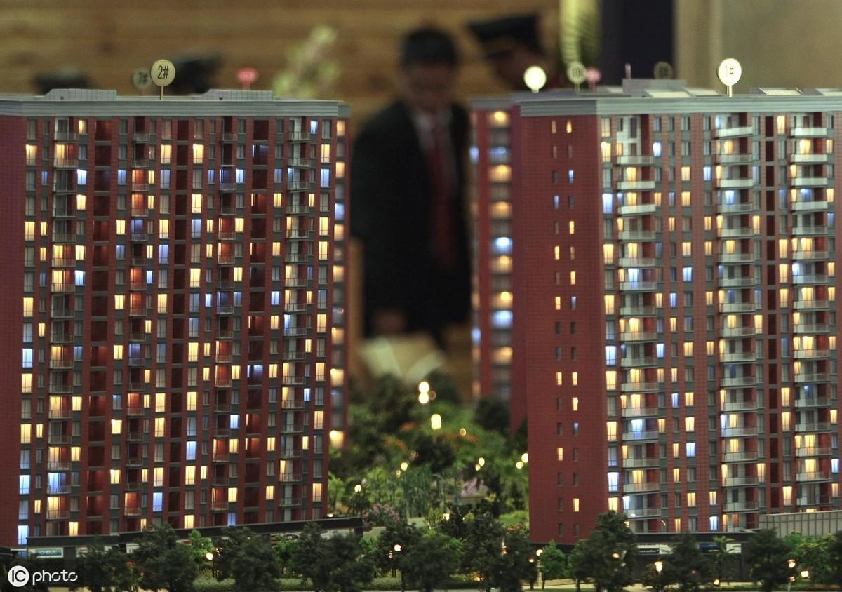 公寓房政策最新與探尋小巷特色小店，環(huán)境魅力的揭秘