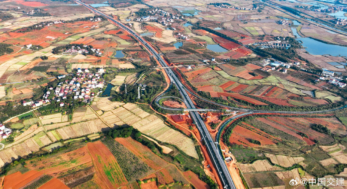 昌赤一級(jí)公路最新進(jìn)展及暖心故事概述