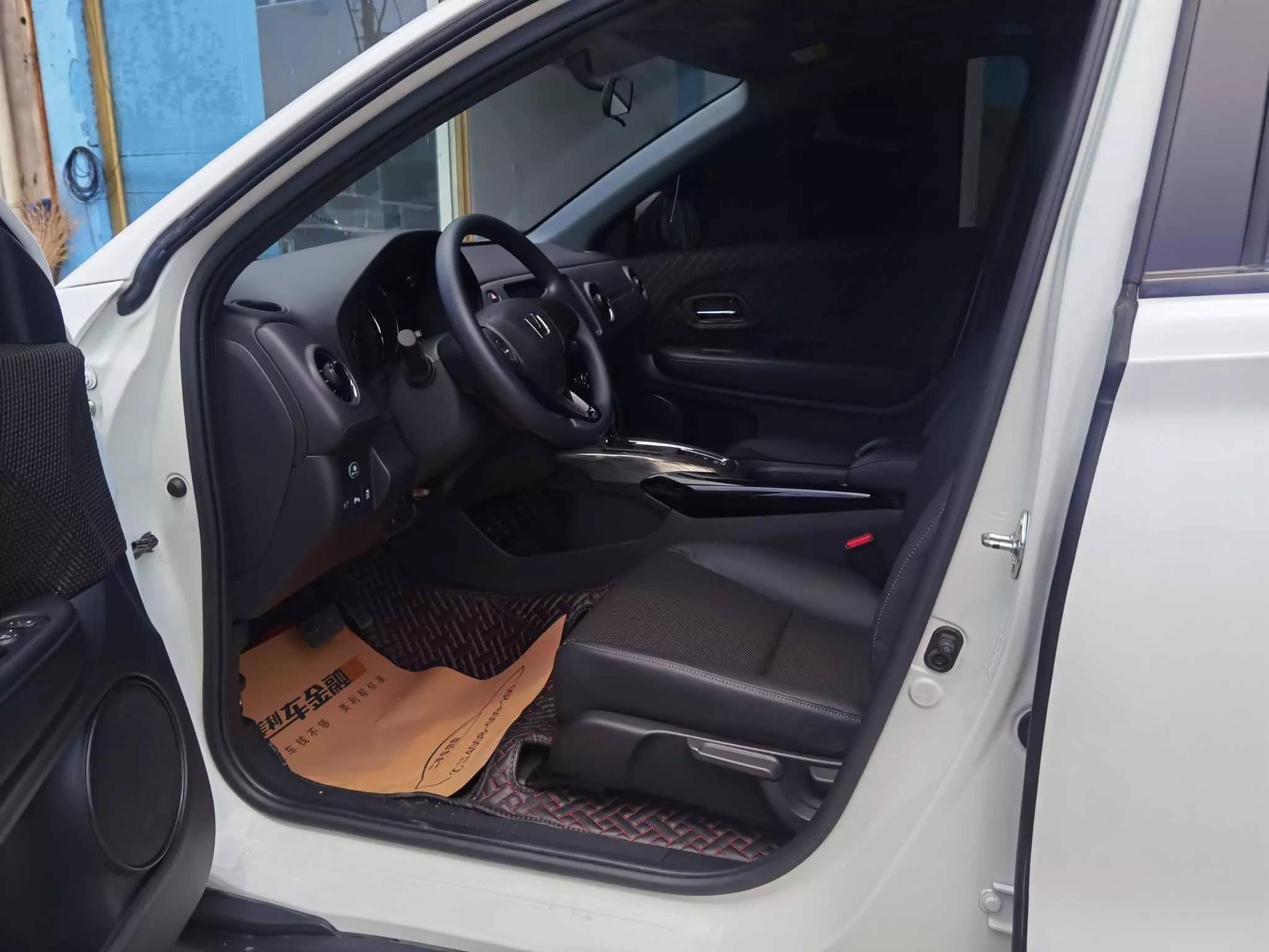 本田CRV二手車(chē)價(jià)格，時(shí)光印記下的市場(chǎng)脈絡(luò)與價(jià)格分析