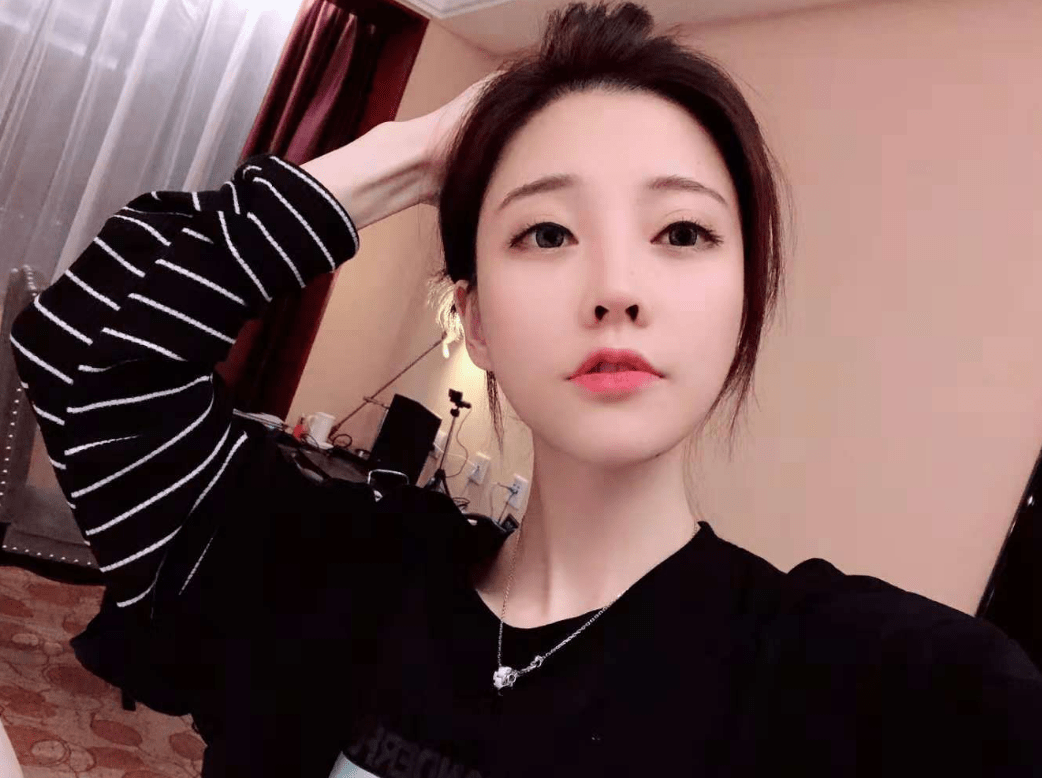 馮提莫最新直播地點(diǎn)揭秘