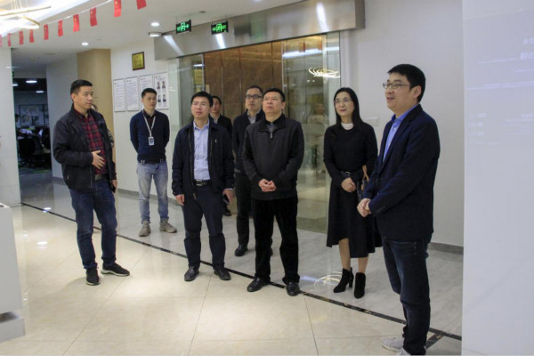 日照趙剛引領(lǐng)科技潮流，最新消息讓生活更精彩